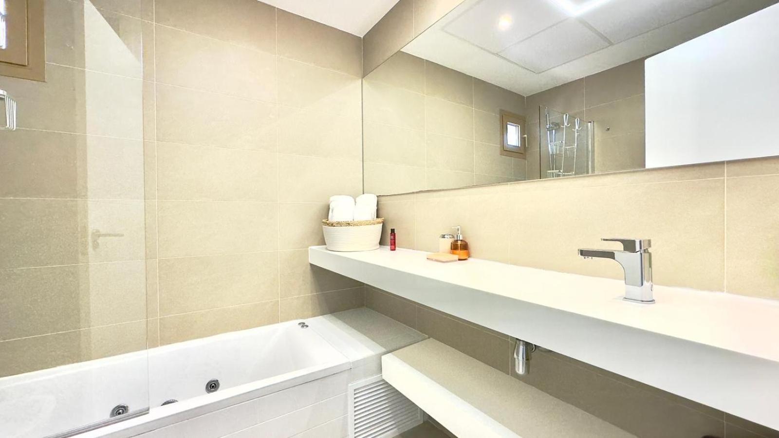 Intempo Residence By Leo Apartments Benidorm Extérieur photo