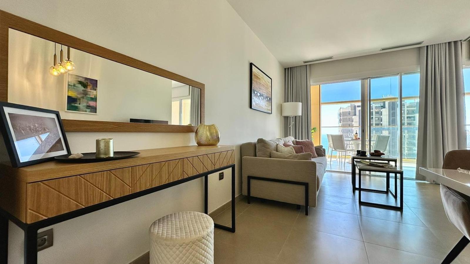 Intempo Residence By Leo Apartments Benidorm Extérieur photo