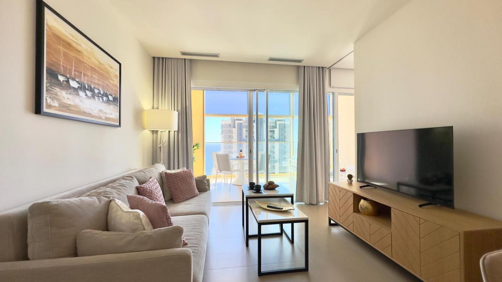 Intempo Residence By Leo Apartments Benidorm Extérieur photo